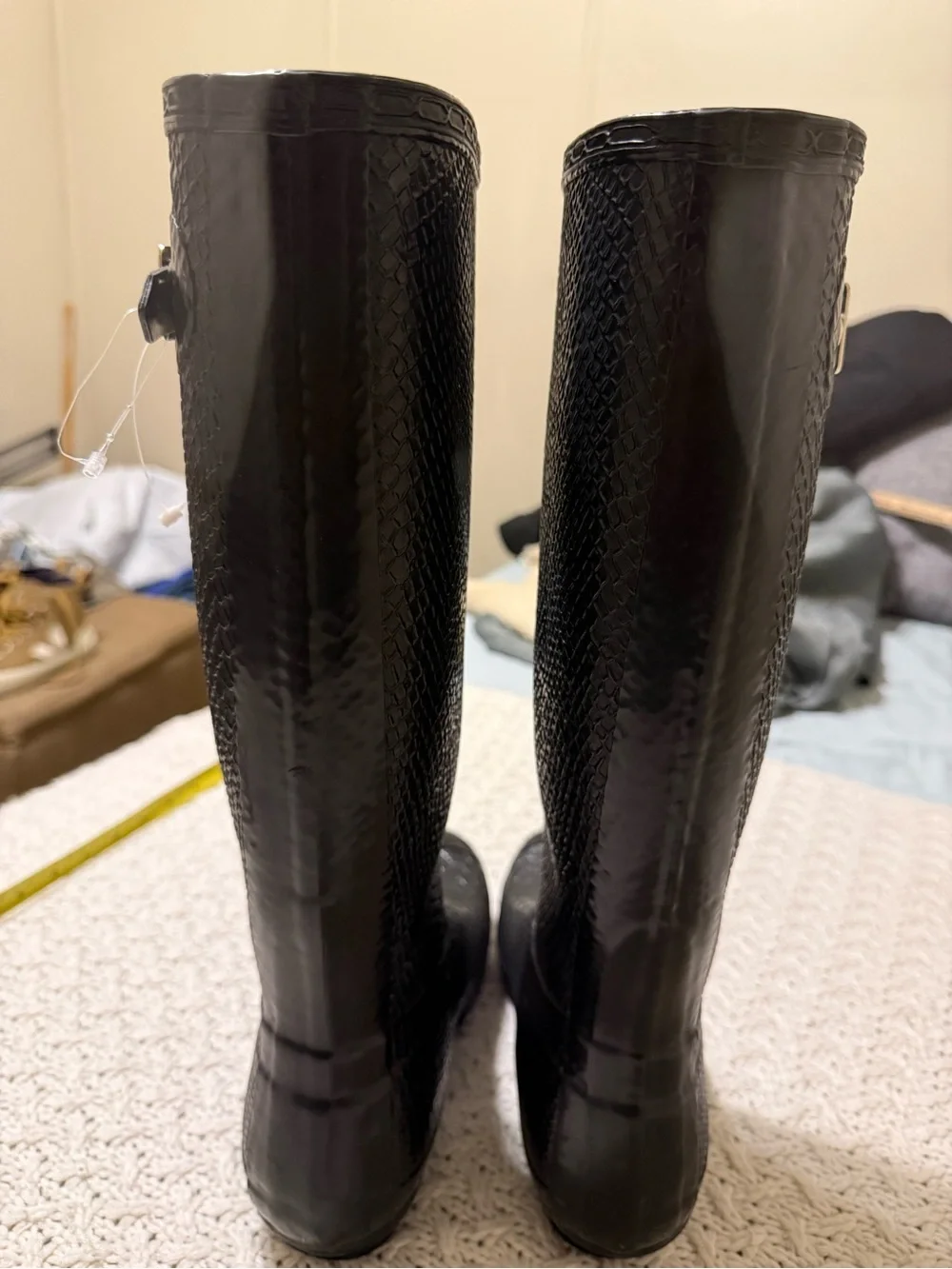 Hunter limited edition RARE carnaby boa snakeskin embossed textured tall boots 8